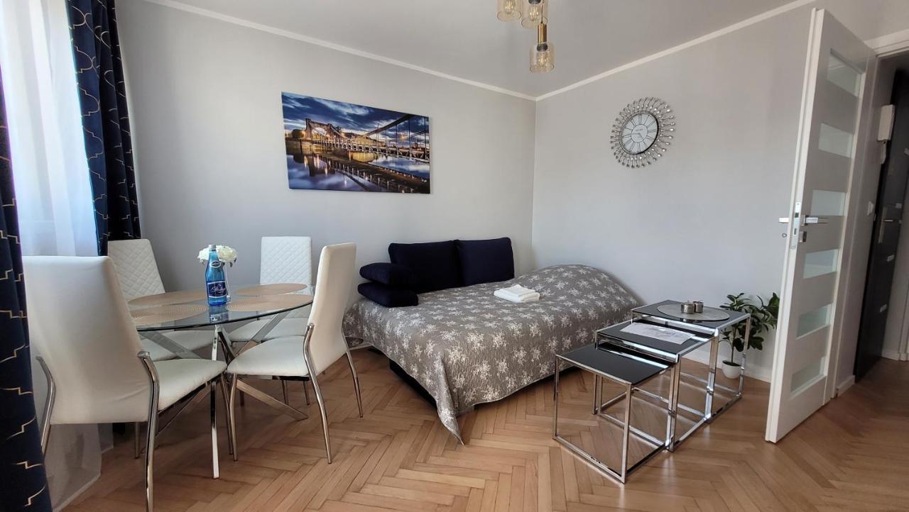 Lovely Flat In Heart Of Wrocław Exterior foto